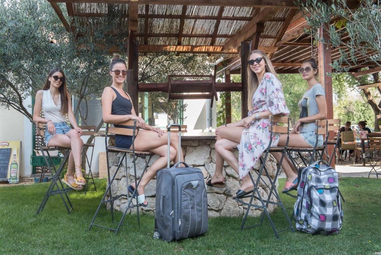 Hotel Vrata Krke Lozovac Εξωτερικό φωτογραφία